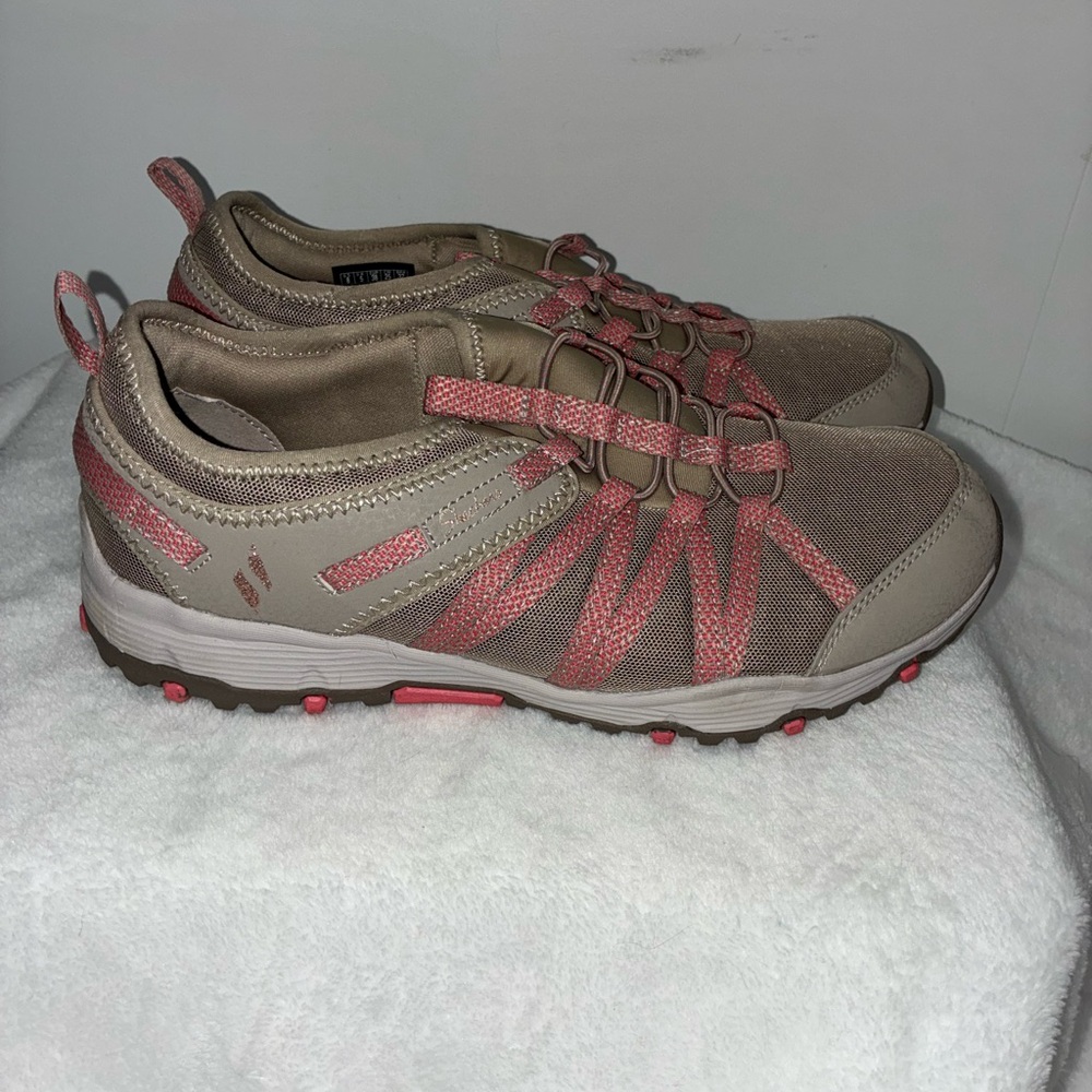 Skechers Pink and Tan Slip on shoes size 8 - Picture 4 of 11